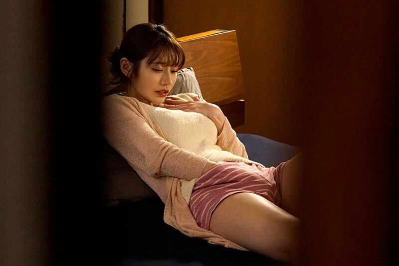 Poster of Bố chồng giúp đỡ con dâu thỏa mãn khi thấy thủ dâm lúc nữa đêm