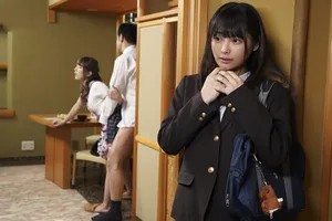 Poster of Con gái riêng thấy thèm khi nhìn trộm bố dượng Nắc mẹ