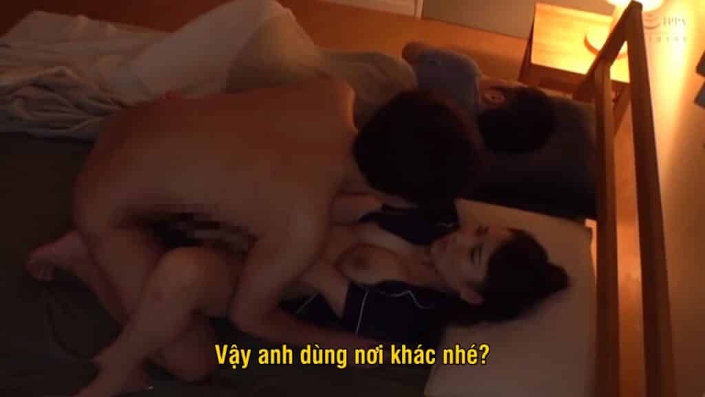 Poster of Đụ vợ bạn thân khi bạn thân ngủ say Vietsub