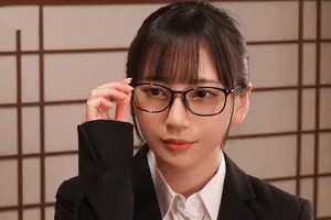 Poster of Em thư ký ngoan hiền, nhút nhát bổng trở nên nứng khi đi công tác