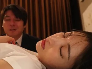 Poster of Tưởng dụ dỗ được gái xinh vào nhà trọ, ai ngờ mình mới là... thóc